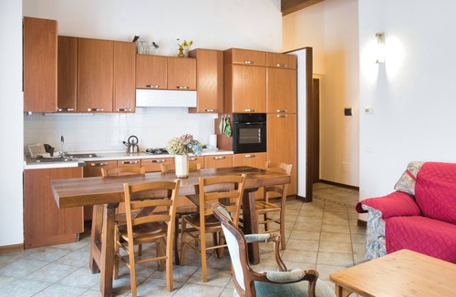 Maggio Apartment | Maggio Mansarda Mulino Achillea