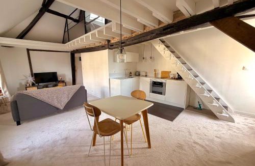 Laon Apartment | Magic Cathedrale