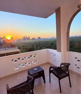 Luxor House | Magic Garden House