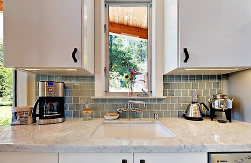 Cazadero House | Magic Madrone: Mid-Century Modern Home w/ Private Saltwater Hot Tub