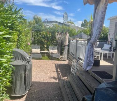 Frejus Resort | Magic Mobile Montourey, 3 chambres, 2 salles de bain, piscine disponible sur place
