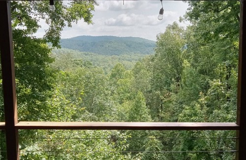 Brevard Cabin | Magic Mountain at Connestee Falls - Renovated 3/2 - Great Views!