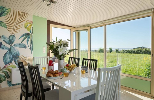 Dragey-Ronthon House | Magic Mountain breathtaking view of Mt Stmichel Bay