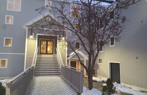 Londonderry Apartment | Magic Mountain Ski Resort Condo in Londonderry, VT