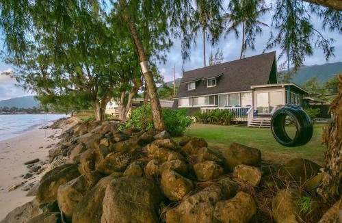 Punaluu House | Magic North Shore Beach House 30 day rental PCC BY