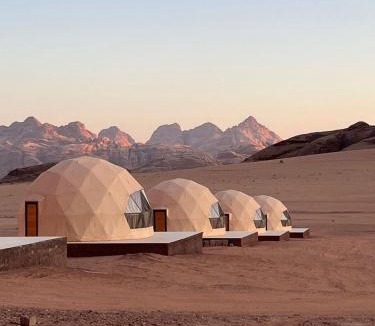 Wadi Rum Cabin | Magic rum luxury camp