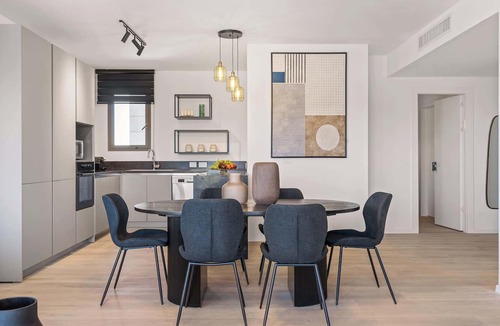 Jerusalem City Centre Condo | Magical 2 BDR/Parking By Isrentals