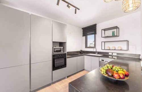 Jerusalem City Centre Condo | Magical 2 BDR/Parking By Isrentals