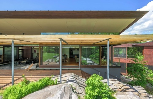Great Barrington House | Magical Country Retreat in the Berkshires, 10min from ski slopes.