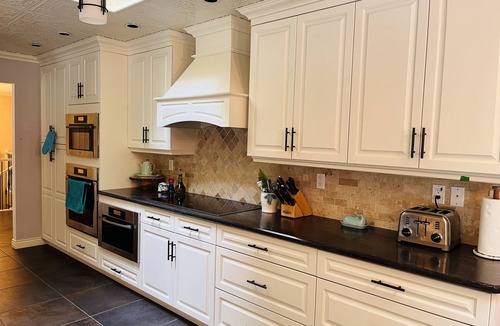 North Cowichan House | Magical Farm Villa with Heated Salt Water Pool