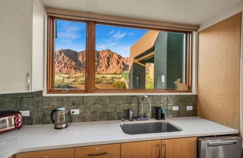 Kayenta House | Magical Home in Kayenta Surrounded by Red Rocks, Zion