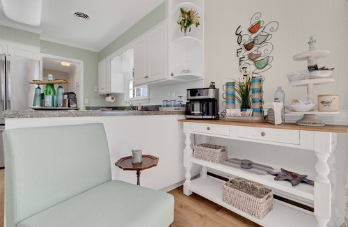 Edwardsville House | Magical Sunsets and Breathtaking Views in Heathsville/Wicomico River- Sleeps 10