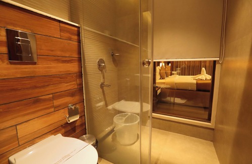 Chirakkal Hotel | Magnet Hotel