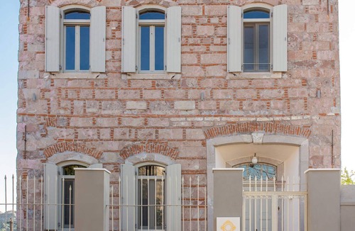 Eresos-Antissa Villa | Magnificent 1850s Eressian Villa Hotel in Lesvos!