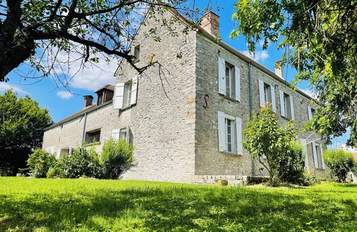 Gastins House | Magnificent family villa with swimming pool near Disneyland Paris