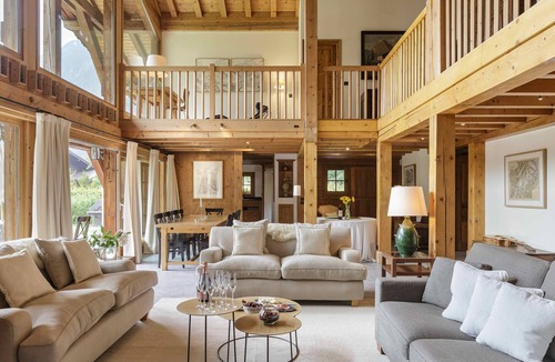 Chamonix City Centre Ski Chalet | Magnificent Chalet Valhalla 5*, central Chamonix