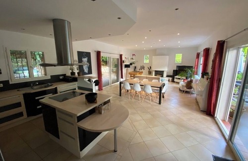 Roquefort-les-Pins Villa | Magnificent 4-bedroom family villa in the heart of the Côte d'Azur
