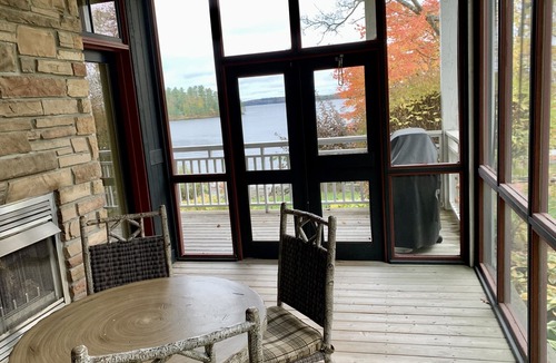 Windermere Cottage | Magnificent Lakefront Cottage @ Windermere