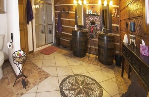 Etlan Cabin | Magnificent Log Home,60 Private Acres-Stunning Mountain Views SUN DANCER