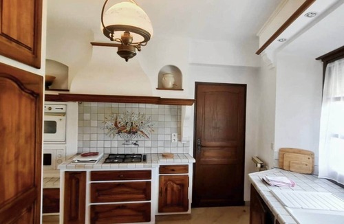 Cornillon House | Magnificent mansion, swimming pool and park