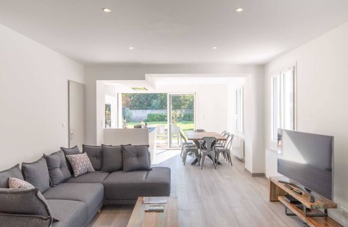 Aytre House | Magnificent modern & authentic house 8-10 pers - Meublé de Tourisme 3 stars