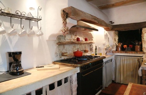 Cotignac House | Magnificent Provencal Bastide with 14m long pool in mature private garden.