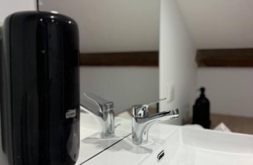 La Gare Apartment | Magnificent spacious/air-conditioned Studio "3 Pradelle".