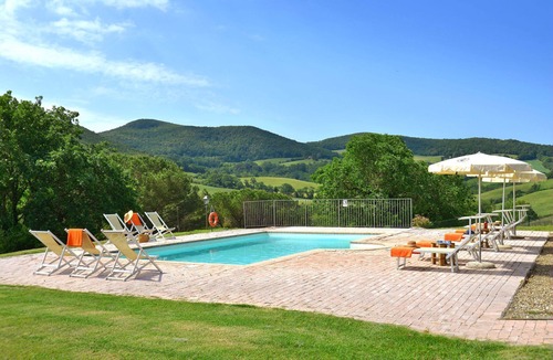Casale Marittimo Villa | Magnificent stone house 10 km from the sea with solarium and heated pool.