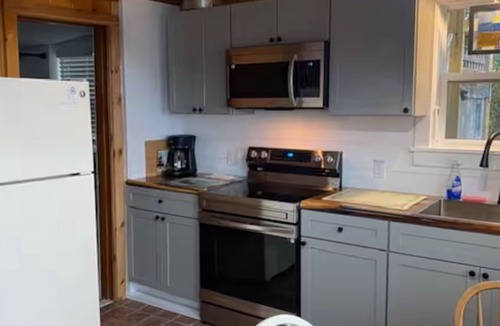 Campground Landing Cottage | Magnificent Sunset overlooking Cape Cod Bay beautiful sandy beach direct access