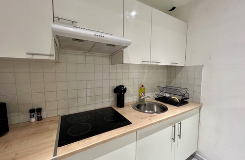 Coutras Apartment | Magnificent T3 any comfort hyper center of Coutras-WIFI