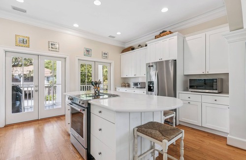 East Beach House | Magnificent Ocean Views, Private Heated Pool, Billards on East Beach!