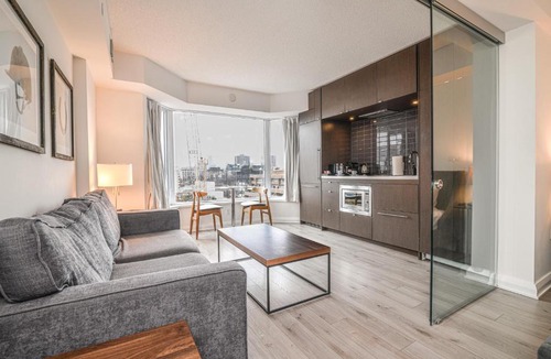 Bloor-Yorkville Apartment | Magnificent View 1BR Condo