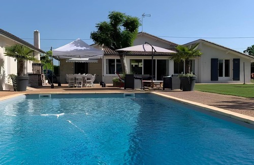 Gardonne House | Magnificent Villa with swimming pool