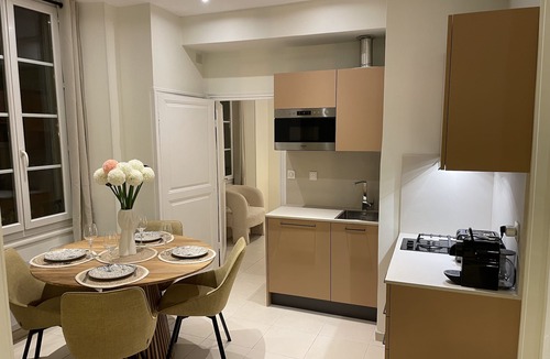 Carabacel Apartment | Magnifique 2pc luxe quartier du port place du pins