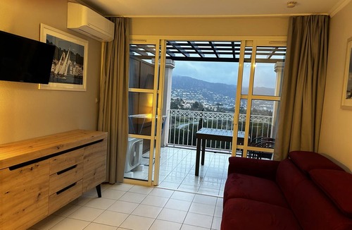Le Dramont Apartment | Magnifique Studio Terrasse vue mer Idéal Climatisation