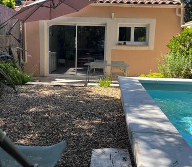 Bedarrides Villa | Magnifique villa avec piscine en Provence