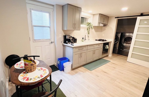 Briarcliff House | Magnolia Private Unit with Kitchen & Patio