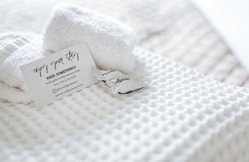 Staunton Apartment | Magnolia Suite