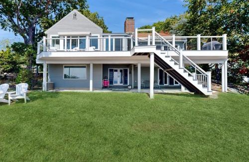Gloucester House | Magnolia Tides