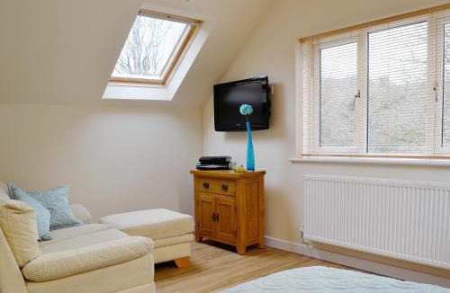 Clearbrook House | Magpie's Rest