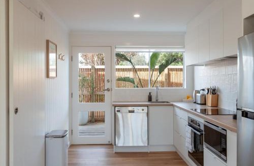 Aldinga Beach House | Magpie Sands - Ocean Views & Seaside Luxury - Steps to beach