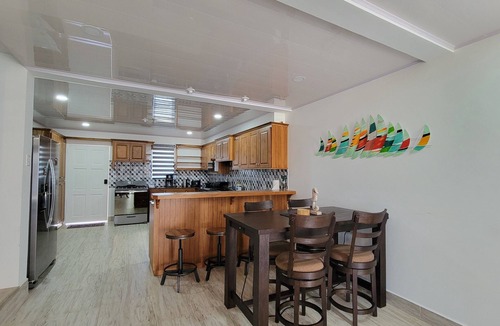 Crown Point House | Maha Abode