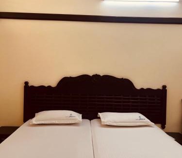 Kozhikode Hotel | Maharani Hotel