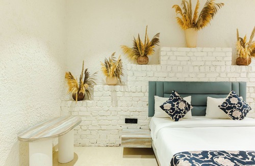Thane West Hotel | Mahaveer Residency Hotel