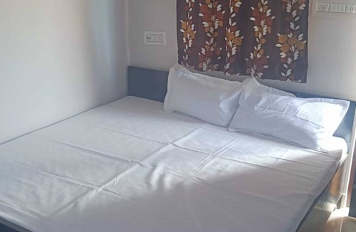 Jamwa Ramgarh House | Maheshwari Homestay By GRB