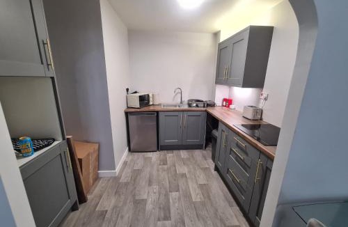 Convention Quarter Apartment | Mailbox and Broad St