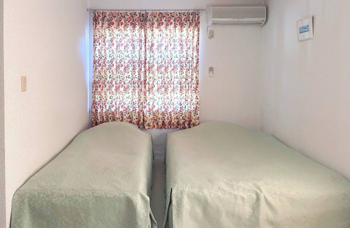 Nikko Hotel | Main building 2 adjoining Westernstyle rooms twin with bathroom toilet and shower booth/Nikko Tochigi