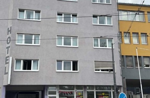 Fechenheim Hotel | Main Crown Hotel