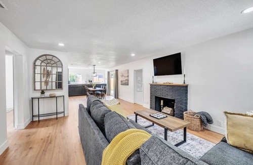 Roseville House | Main Street Retreat + Studio