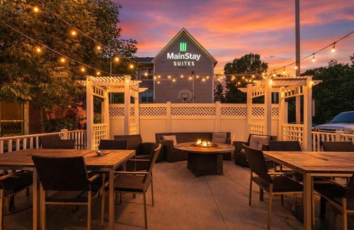 Appleton Hotel | MainStay Suites Appleton Airport - Fox River Mall Area